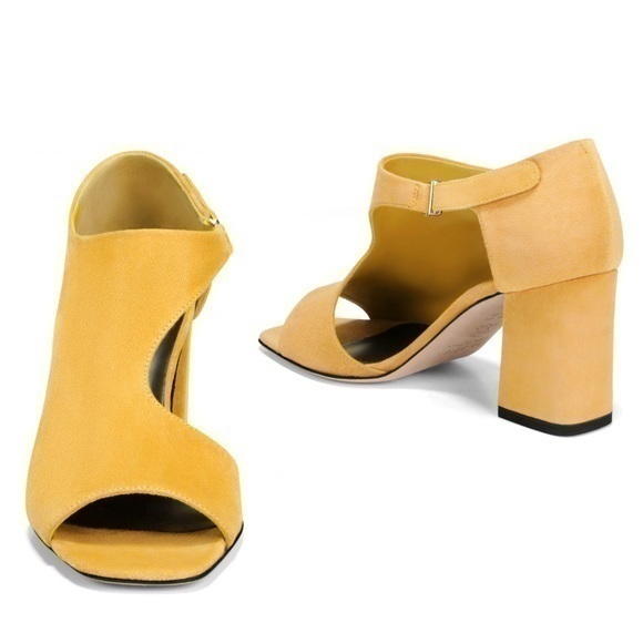 NEW Via Spiga Yellow Peep Toe Bootie Size 9 - Picture 3 of 4